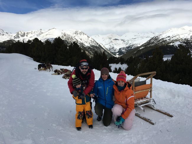 Foto de grupo. mushing en Grandvalira, Andorra.